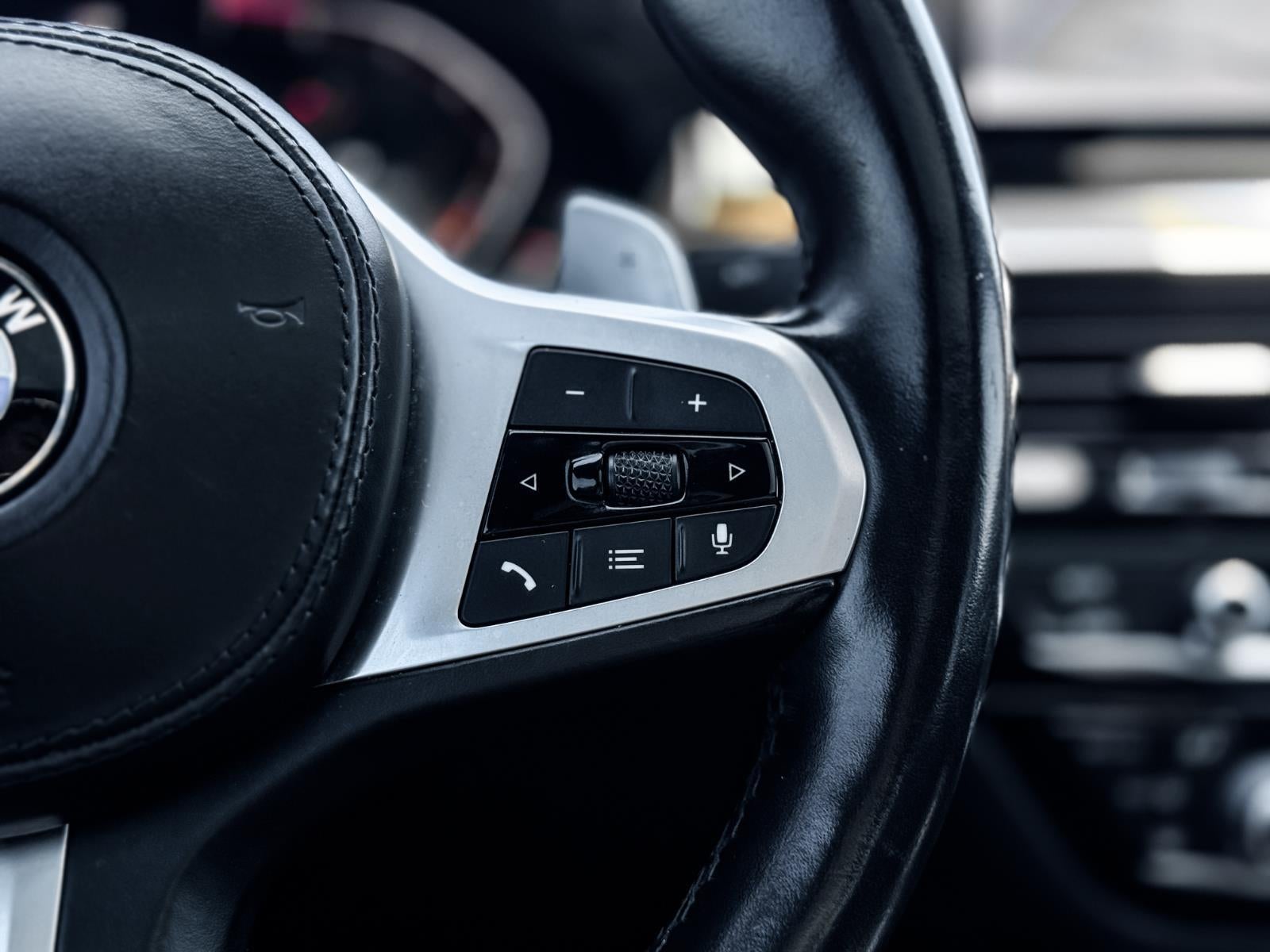 2021 BMW 530i 530i