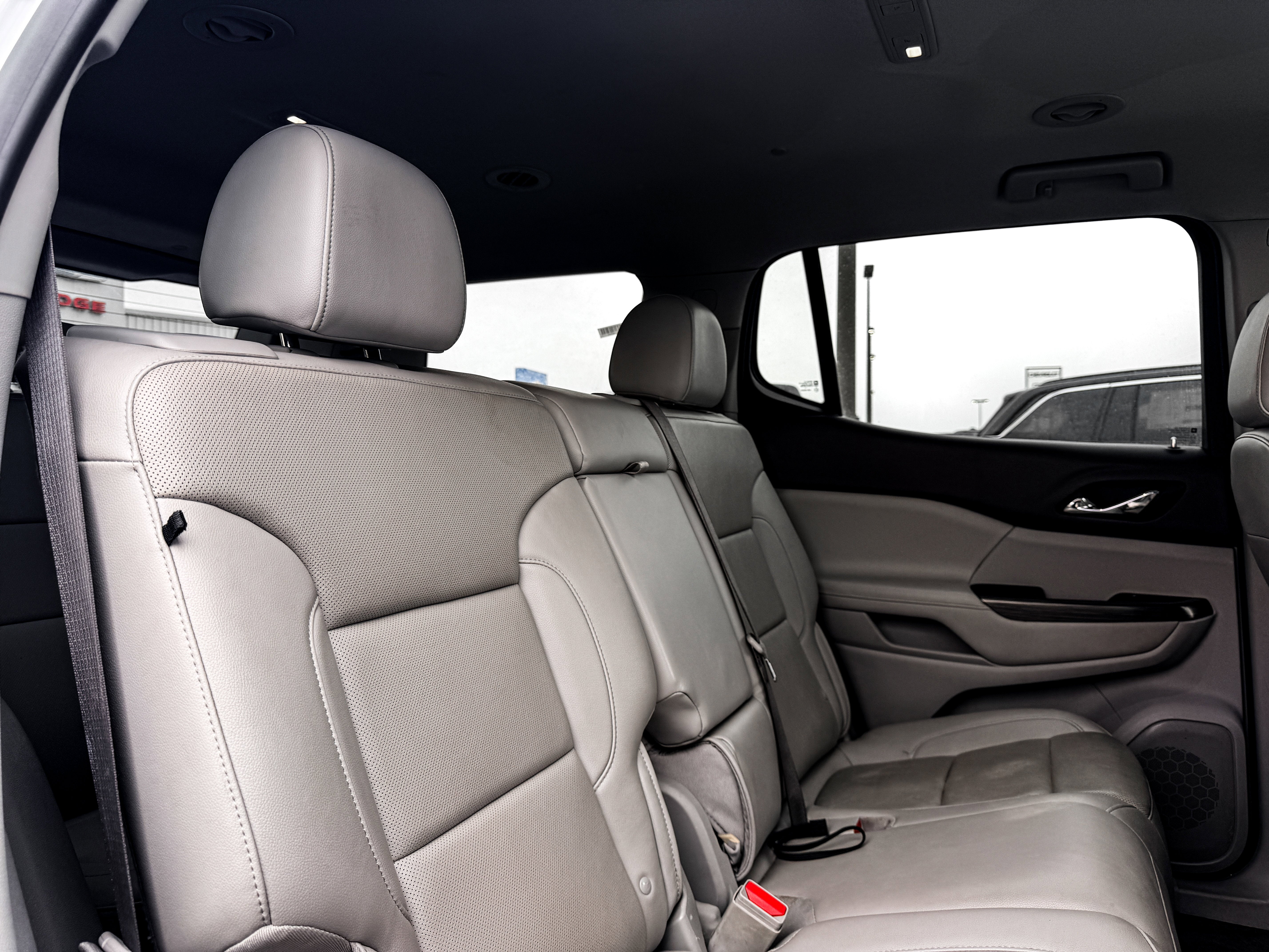 2023 GMC Acadia AWD SLT