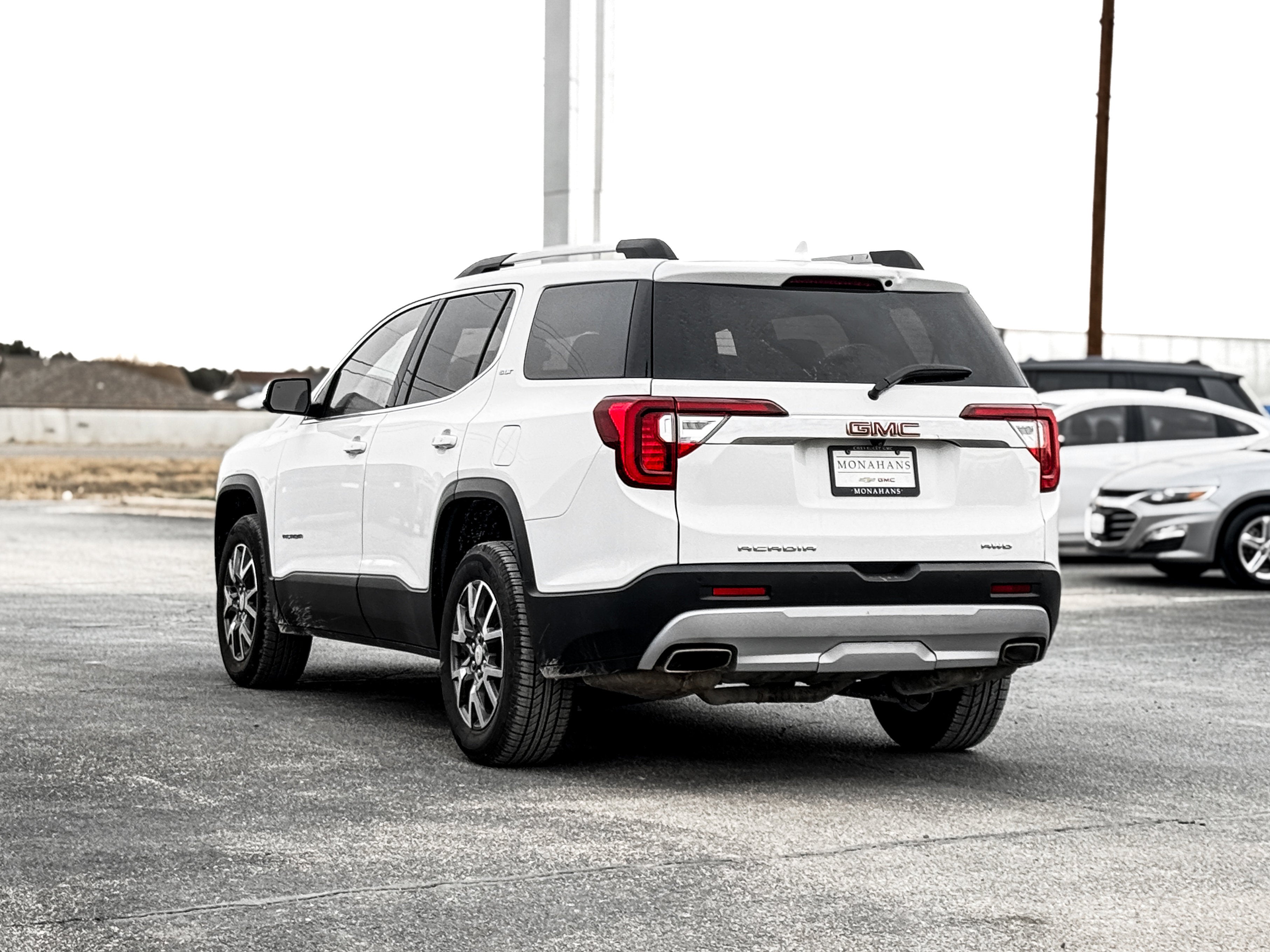 2023 GMC Acadia AWD SLT